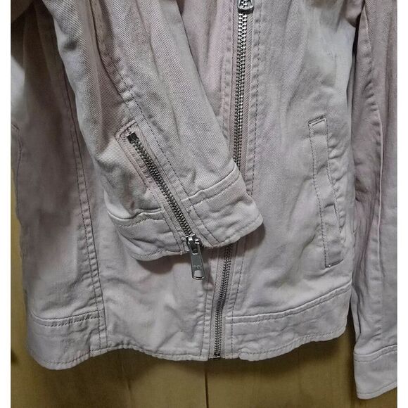 Womens Light Pink Moto Jacket With Silver Zipper Details & Pockets Casual Style - Picture 3 of 9